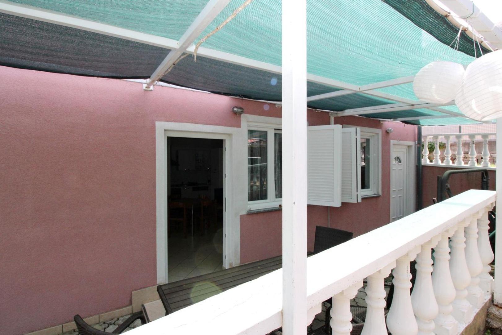 Apartments Lovincic باشْكا المظهر الخارجي الصورة