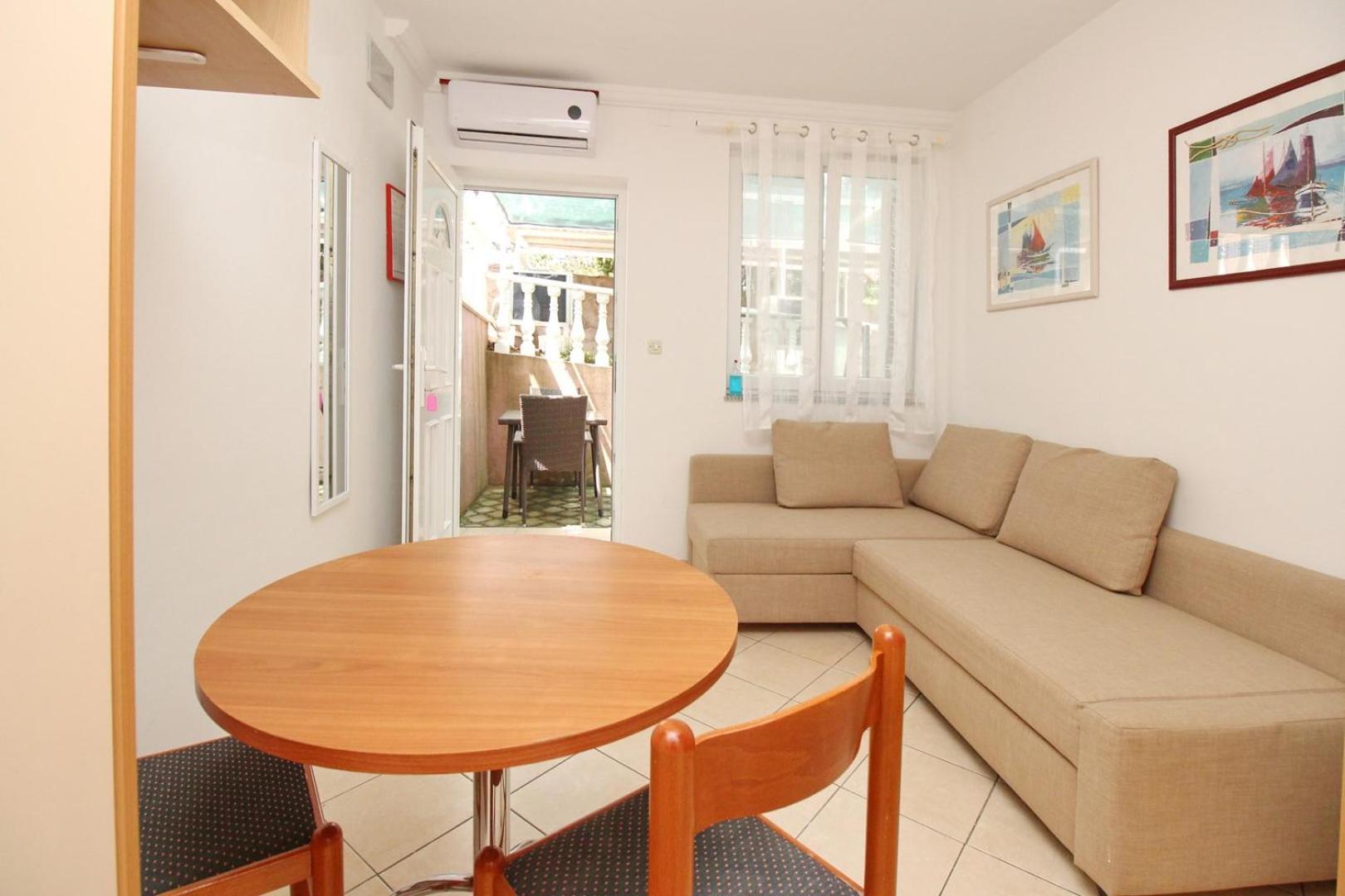Apartments Lovincic باشْكا المظهر الخارجي الصورة