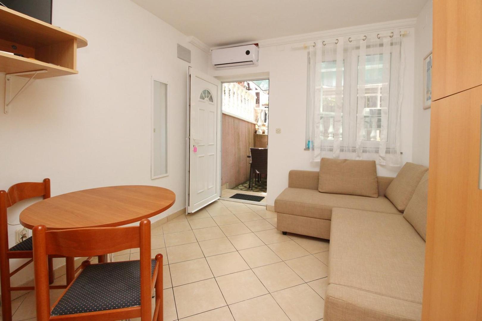 Apartments Lovincic باشْكا المظهر الخارجي الصورة