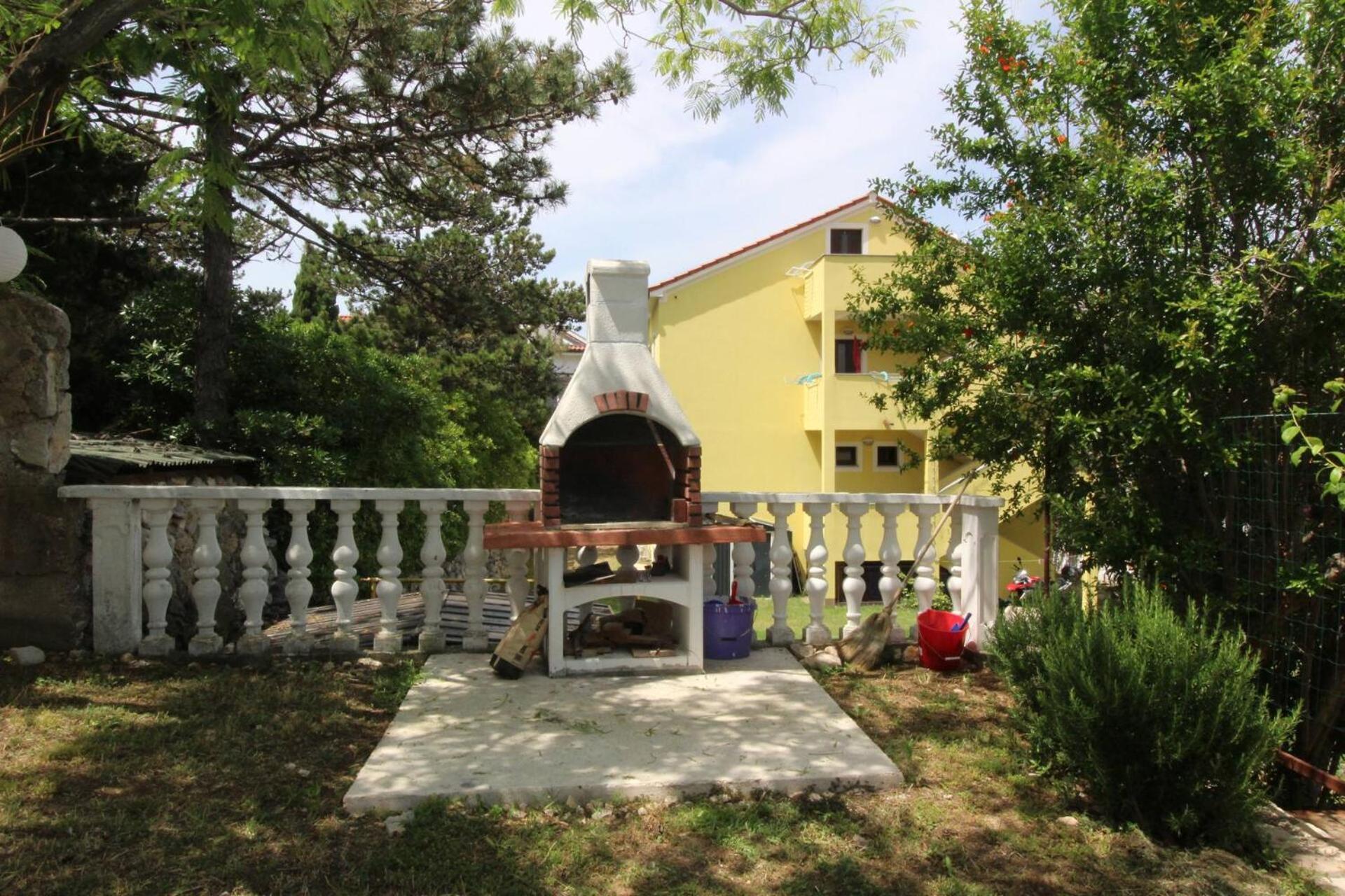Apartments Lovincic باشْكا المظهر الخارجي الصورة