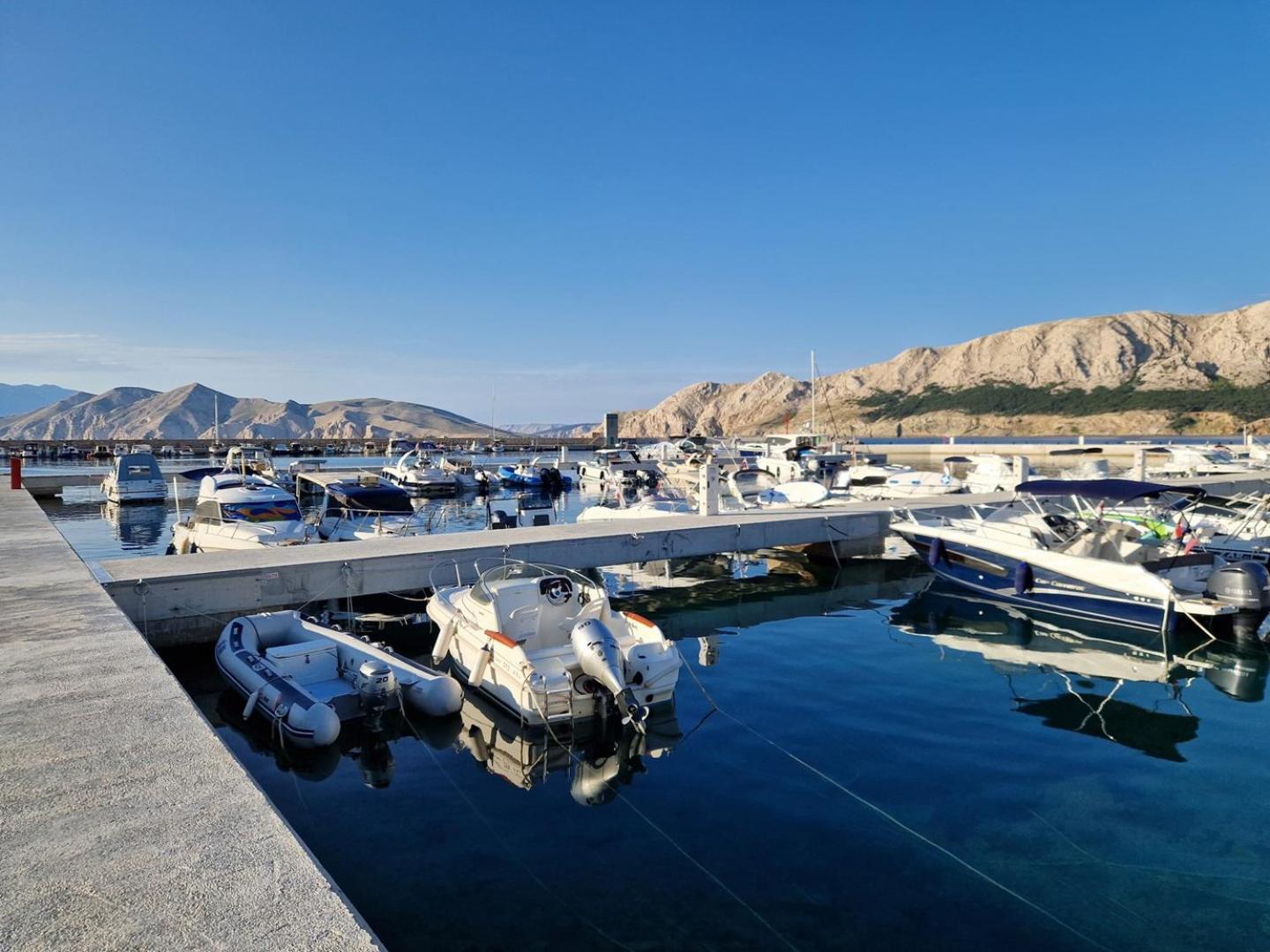 Apartments Lovincic باشْكا المظهر الخارجي الصورة